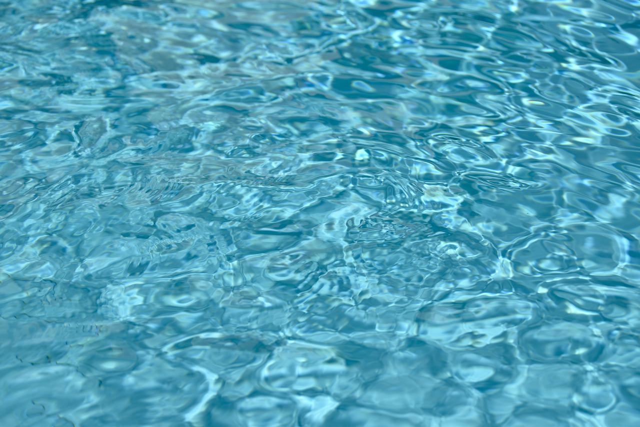 water, swimming pool, ripples-4260900.jpg